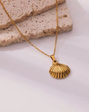 Shellie necklace
