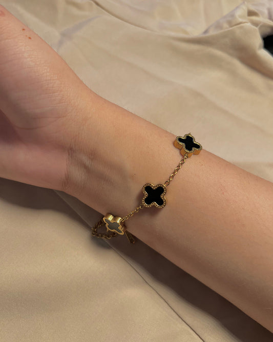Black Pearl Golden Chain Bracelet