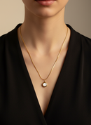 Luna Glow – White Pearl & Gold Necklace