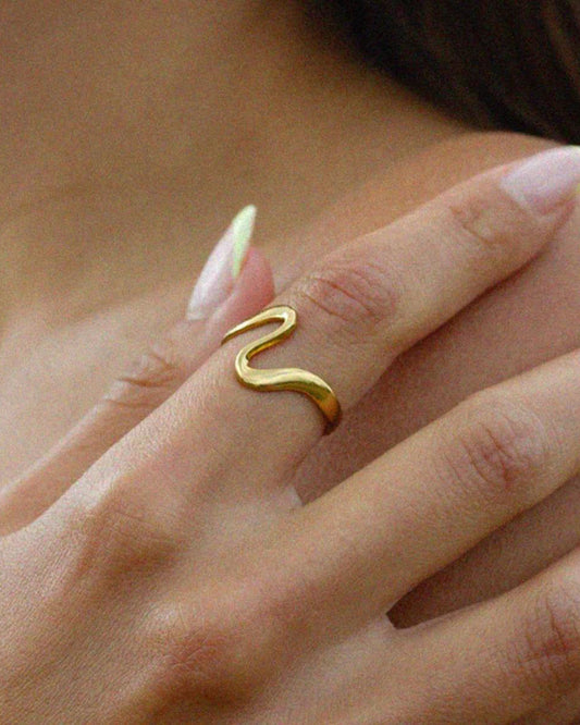 Motiyaar Aurelia Wave Adjustable Ring
