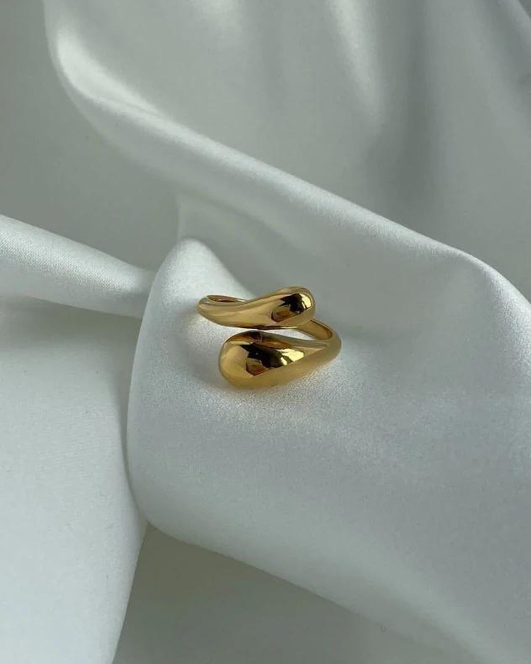 Motiyaar Serene Teardrop Open Ring