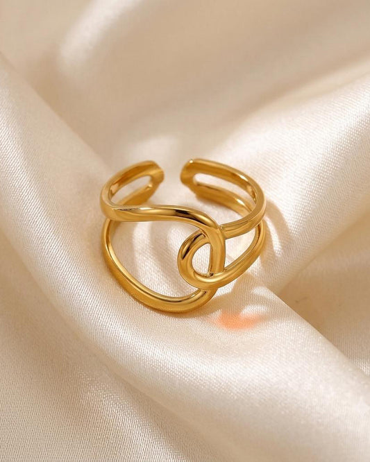 Motiyaar Infinity Muse Statement Ring
